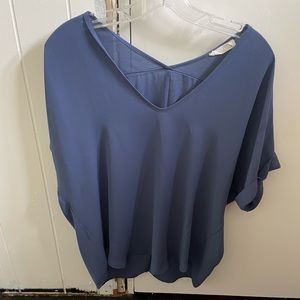 Women’s short sleeve blouse